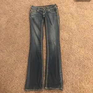 Jeans from buckle